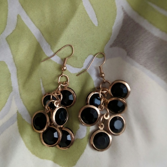 Set necklace and earrings - Picture 2 of 3